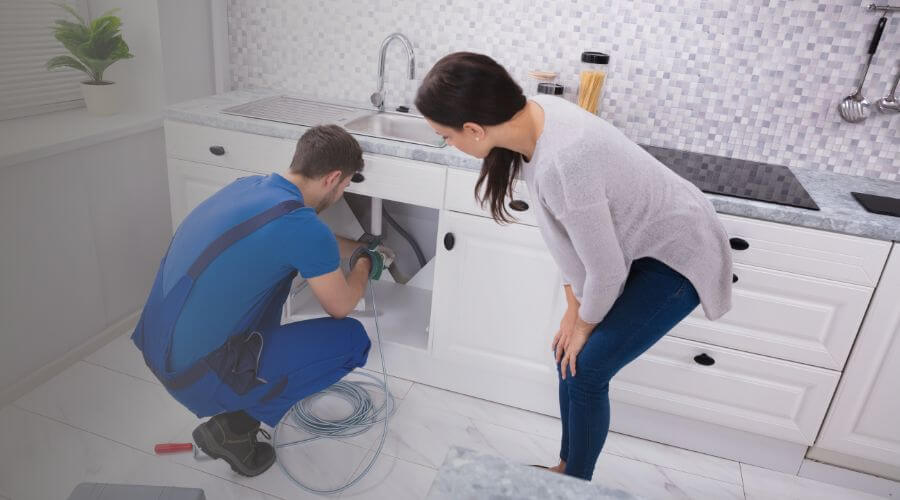 Expert burst pipe repair services in Ravenwood, MO